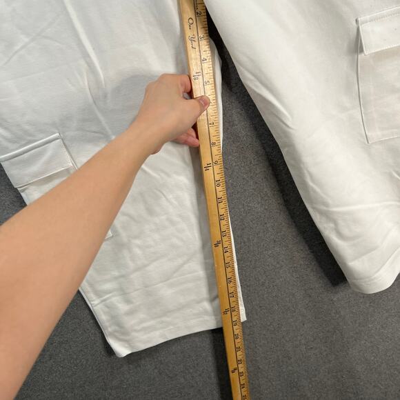 Wicked by Women with Control Cropped Cargo Pants White, Petite X-Large - Picture 6 of 9